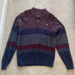 Polo Men's V-Neck Sweater in Burgundy and Navy